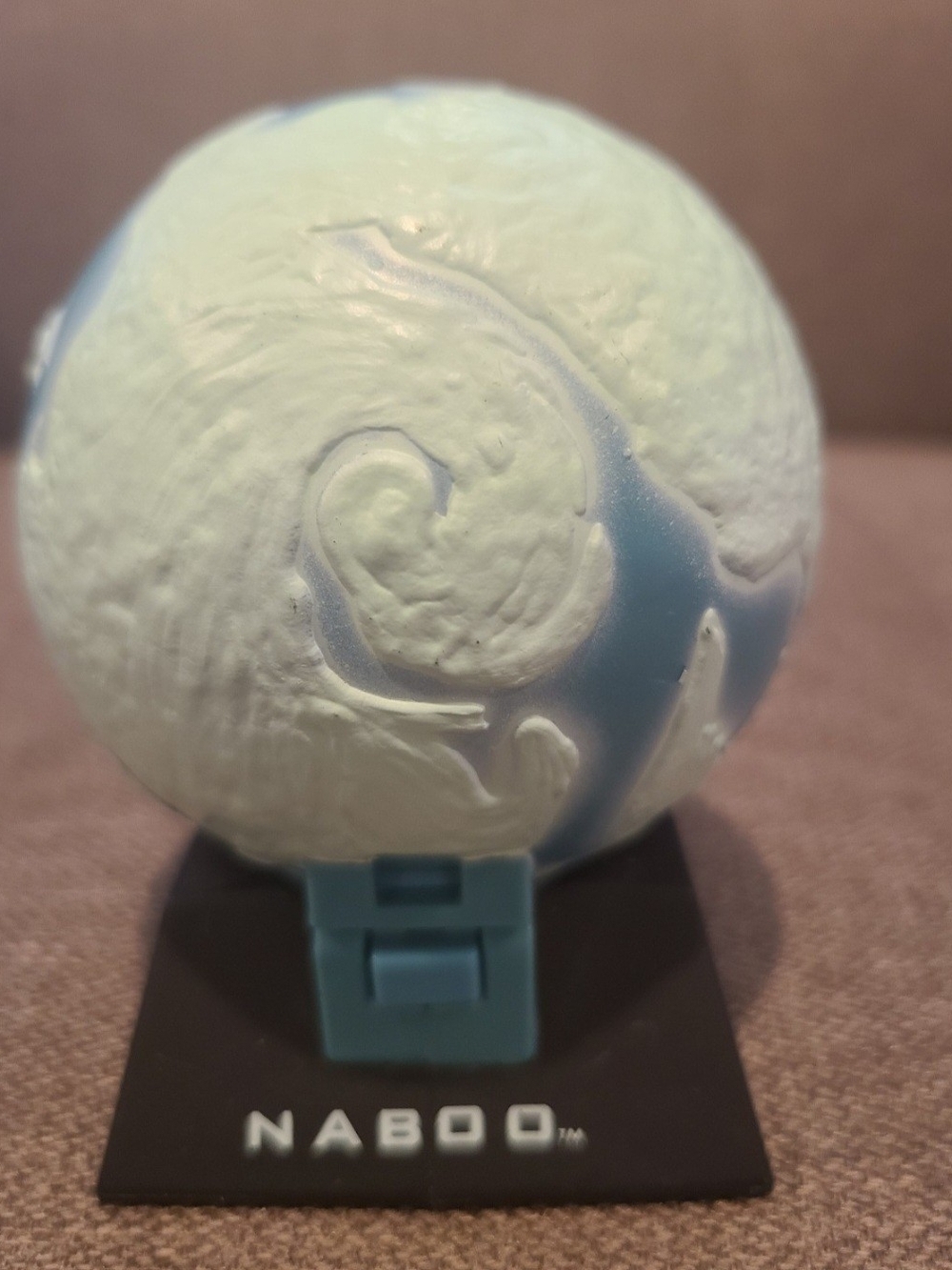 1999 Star Wars Episode I Planet Naboo Mechanical Action Globe